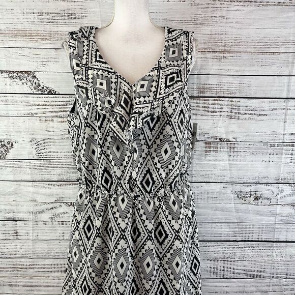 ALYX Dress size 16 Black White Sheer Diamond Ruffle Dinner Wedding Guest Boho - Picture 3 of 11